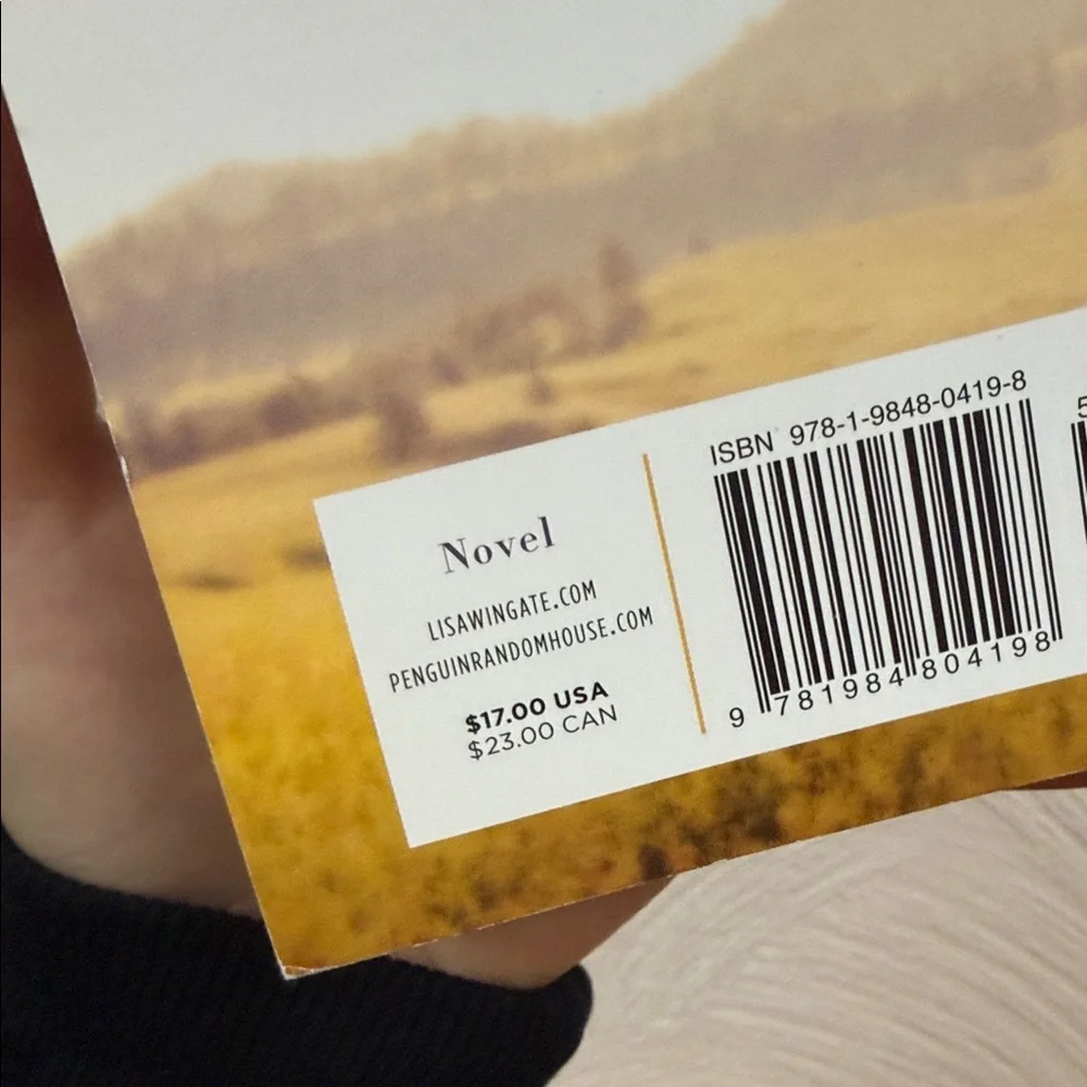 A Thousand Voices by Lisa Wingate Paperback - Picture 3 of 16